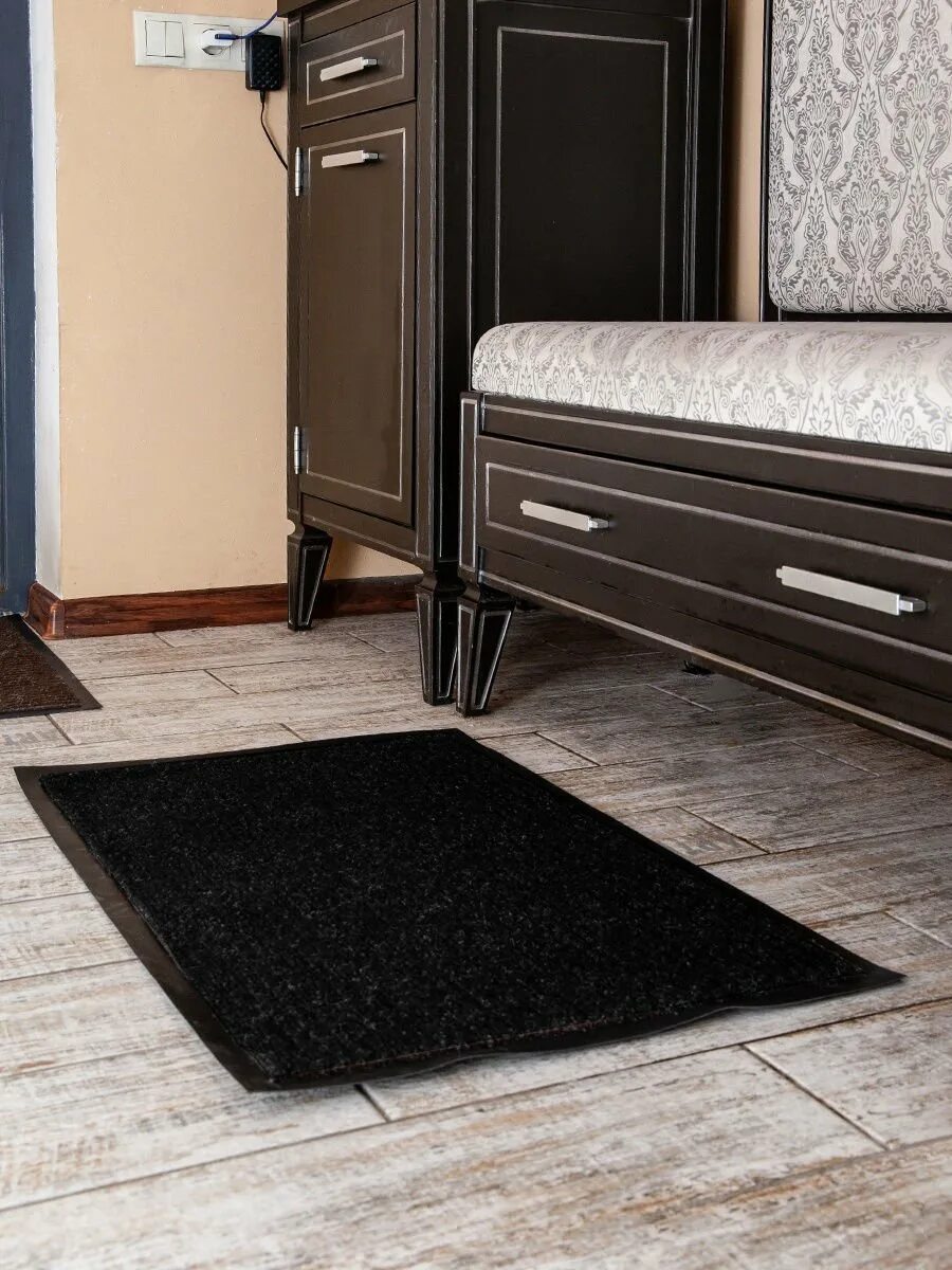 Ковер в коридор. Коврик в прихожую. Коврик придверный в стиле сканди. Ковер в прихожую. Прихожая ковров.