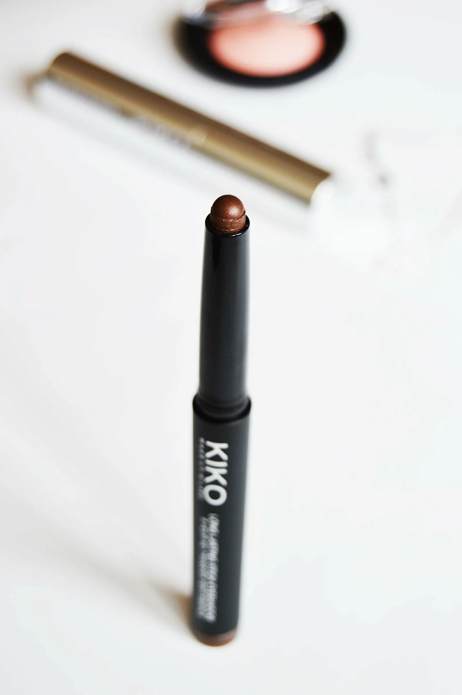 Kiko long lasting eyeshadow. Kiko Milano long lasting Eyeshadow Stick 63. Kiko Milano long lasting Stick Eyeshadow 07. Kiko Milano long lasting Eyeshadow Stick. Long lasting Eyeshadow Stick Kiko 60.