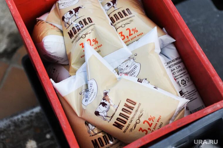 Молочная продукция подовинновское. Молочная продукция подовинновское. Подовинное молоко. Подовинное молоко. Южноуральск.