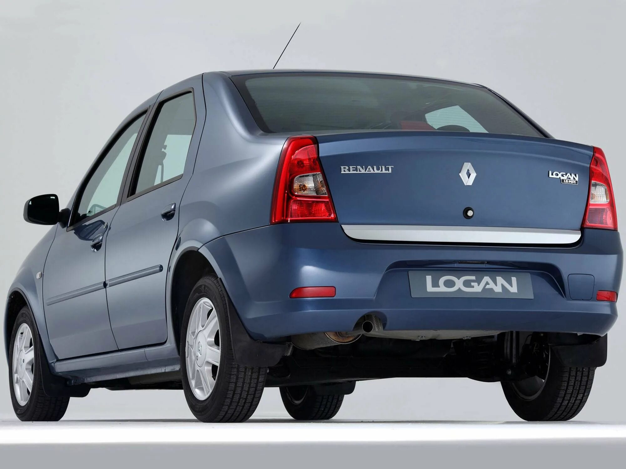 Какой логан лучше брать. Renault logan 2009. рено логан (renault logan). renault logan 1 2009. renault logan 10.