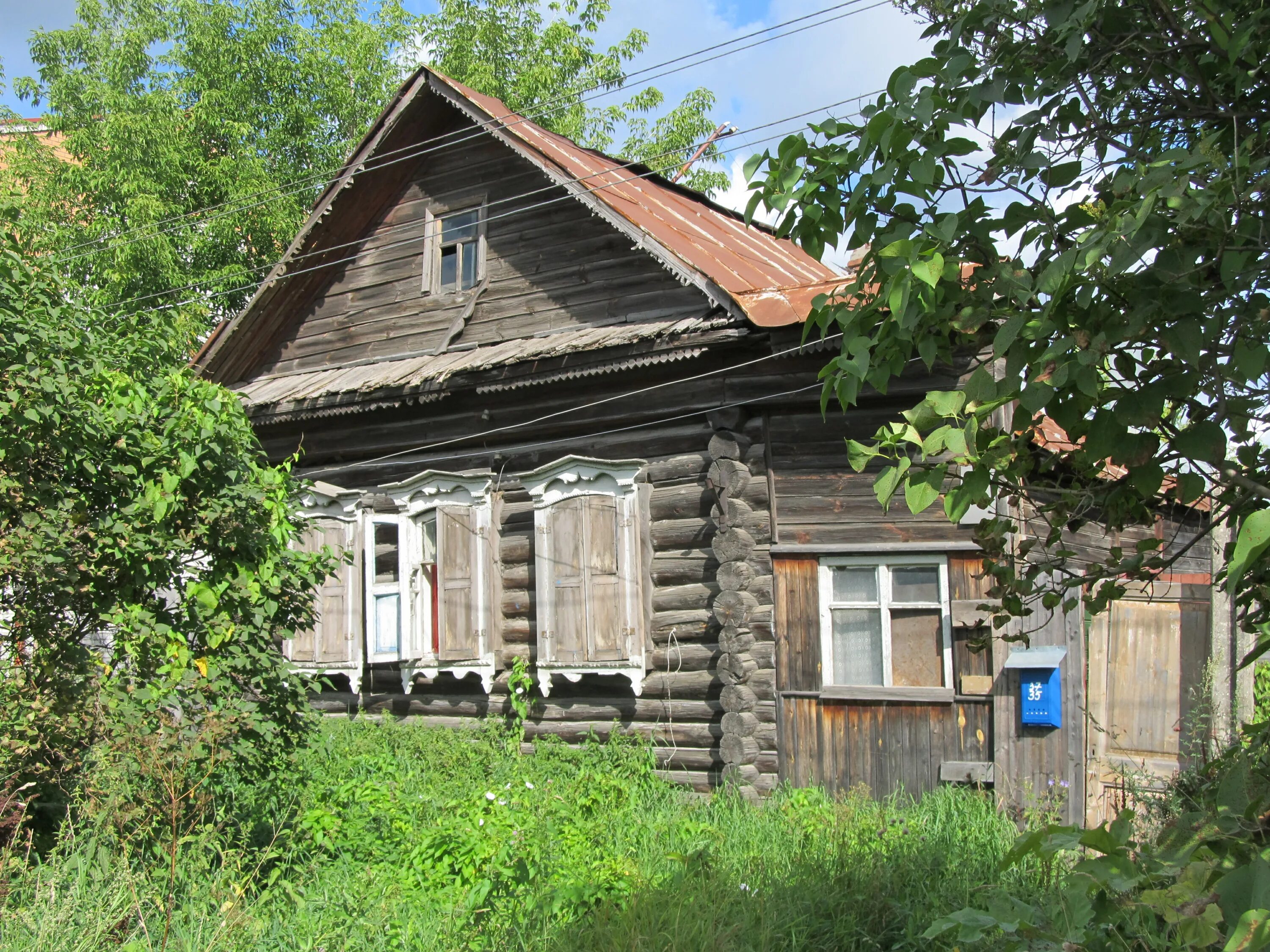 Дом в Твери. Тверь частный сектор. Деревянный дом в Твери. Улица Тверь дом.