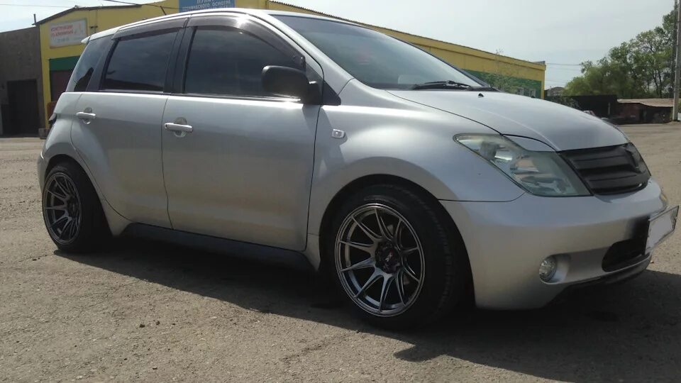Ист шины. Toyota ist литье r15. тойота ист на 17 литье. диски r16 на toyota ist 2002. тойота ист 2003 1.5.