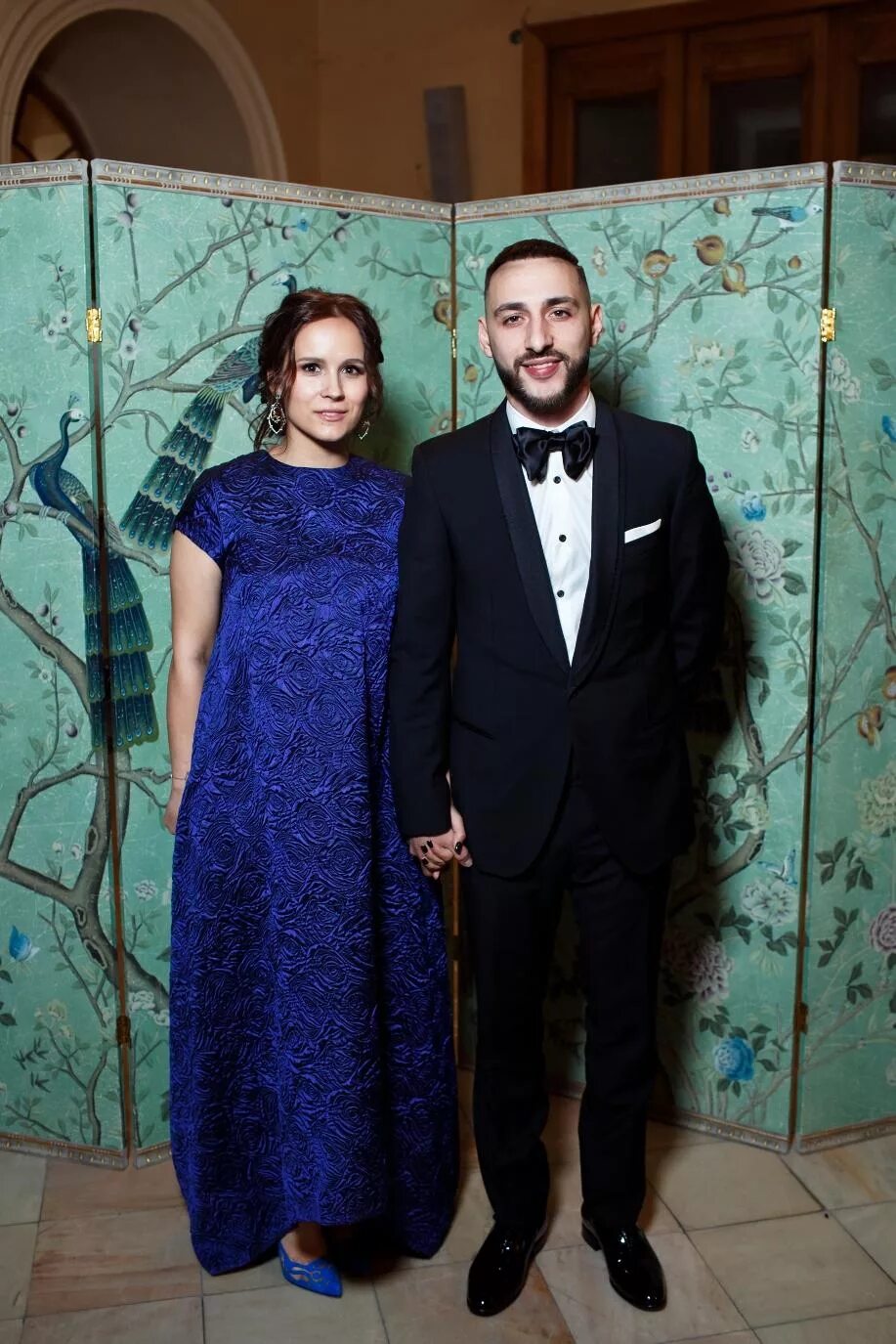 L'one с женой. девушка л оне. девушка л оне. девушка л оне. девушка л оне.