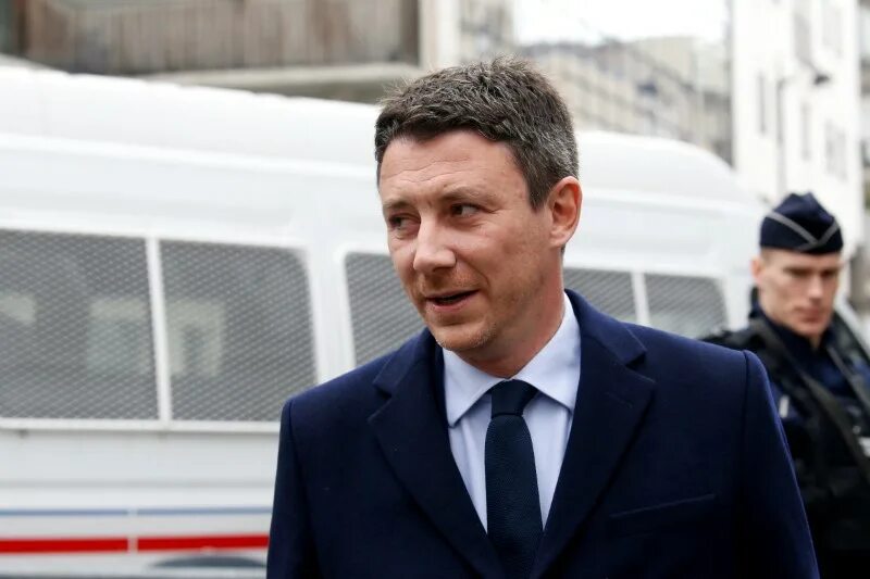 Пресс секретарь франции. Пресс секретарь мид франции. Представитель мид франции анн-клер лежандр. Пресс секретарь франции. Представитель мид франции анн-клер лежандр.