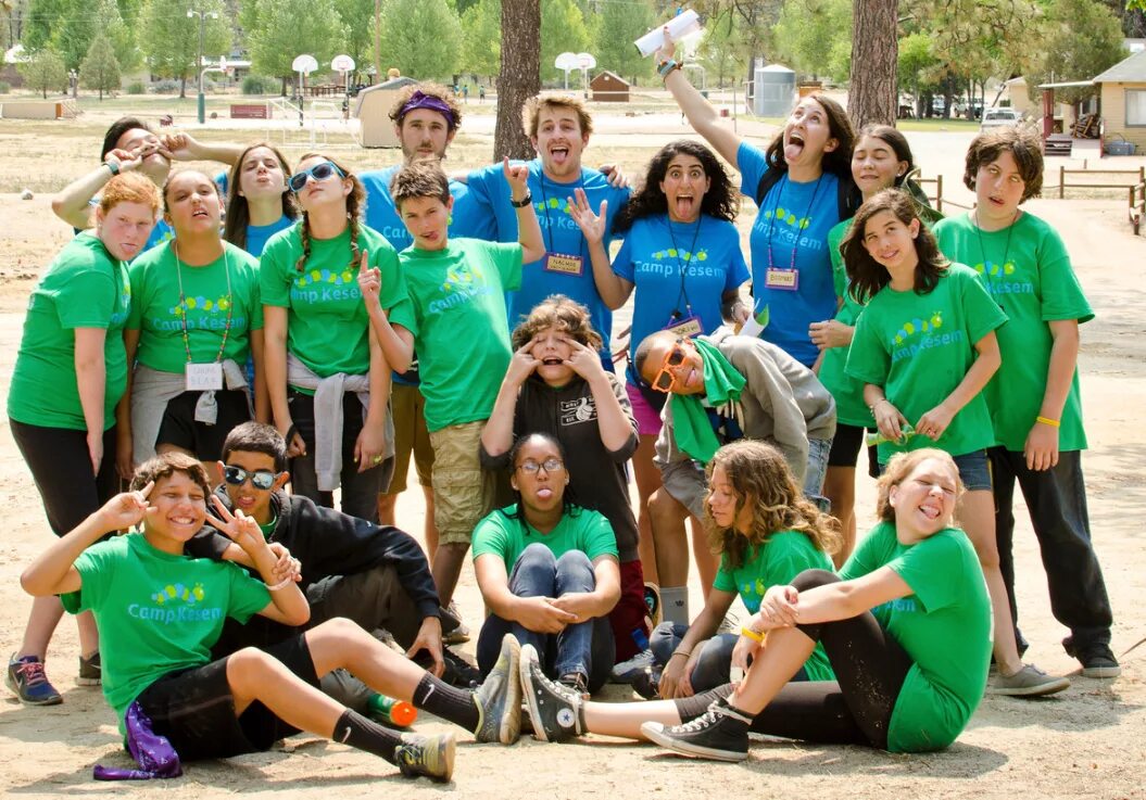 English summer camp. Инглиш кэмп уфа лагерь. университет кэмп. camp idea английский лагерь. junior camp лагерь англия.