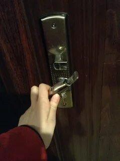 Как сделать ручку на входной двери