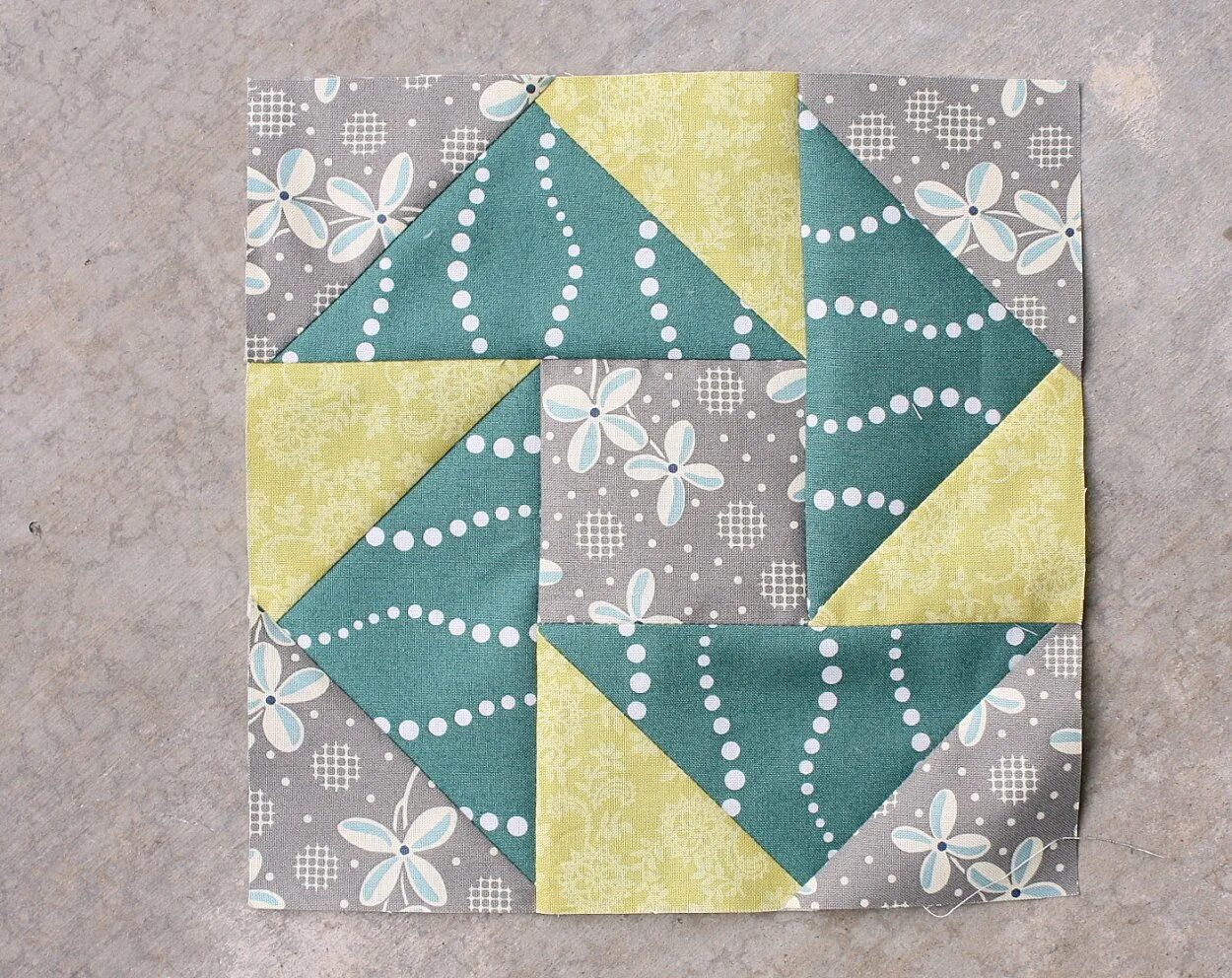 Пэчворк схемы. Пэчворк блок квилт. Блок пэчворка "блок в блоке". Блоки пэчворка для одеяла. Лоскутные блоки.