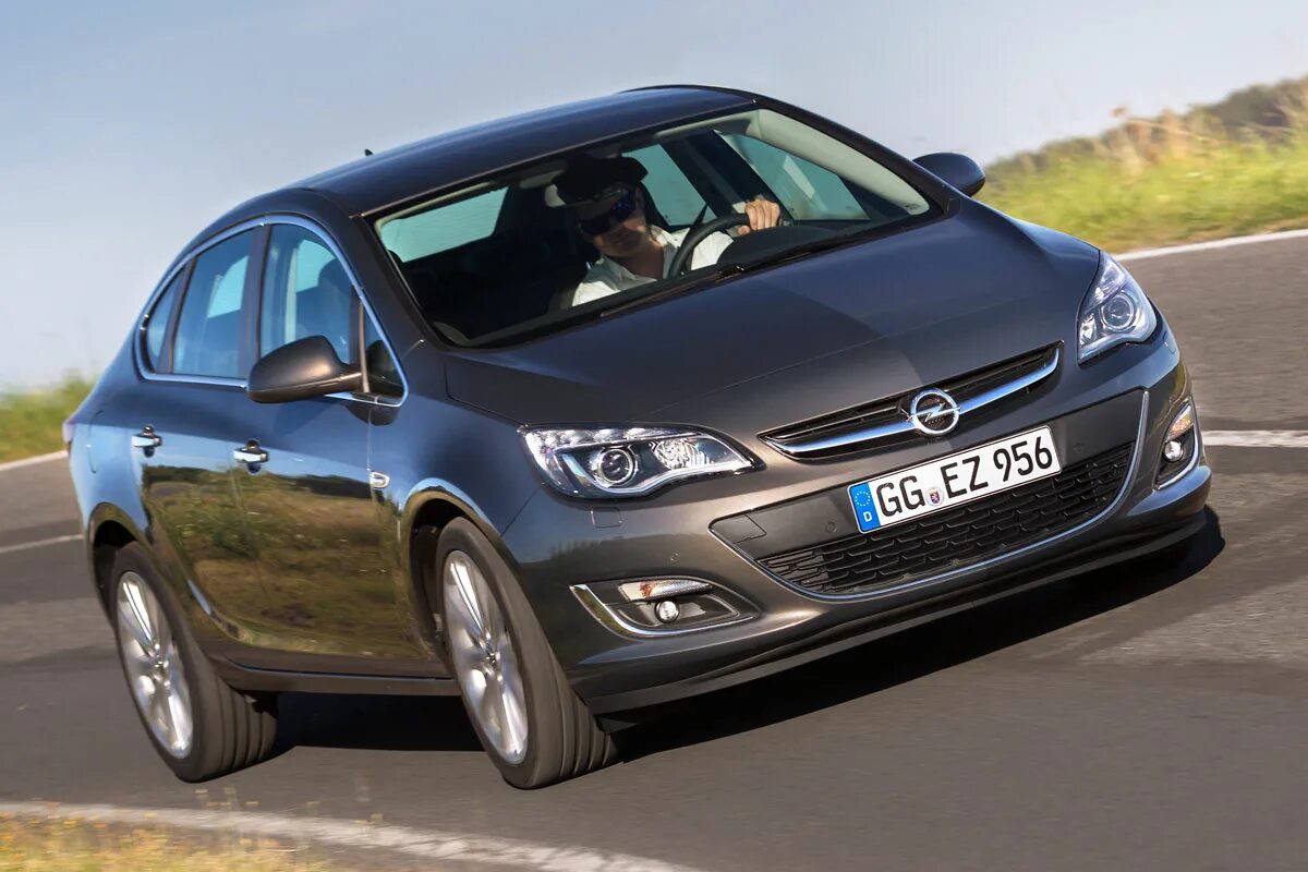 Opel Astra 2013 седан. Opel Astra j 2012 седан. Opel Astra 2014 седан. Opel Astra j 2015.