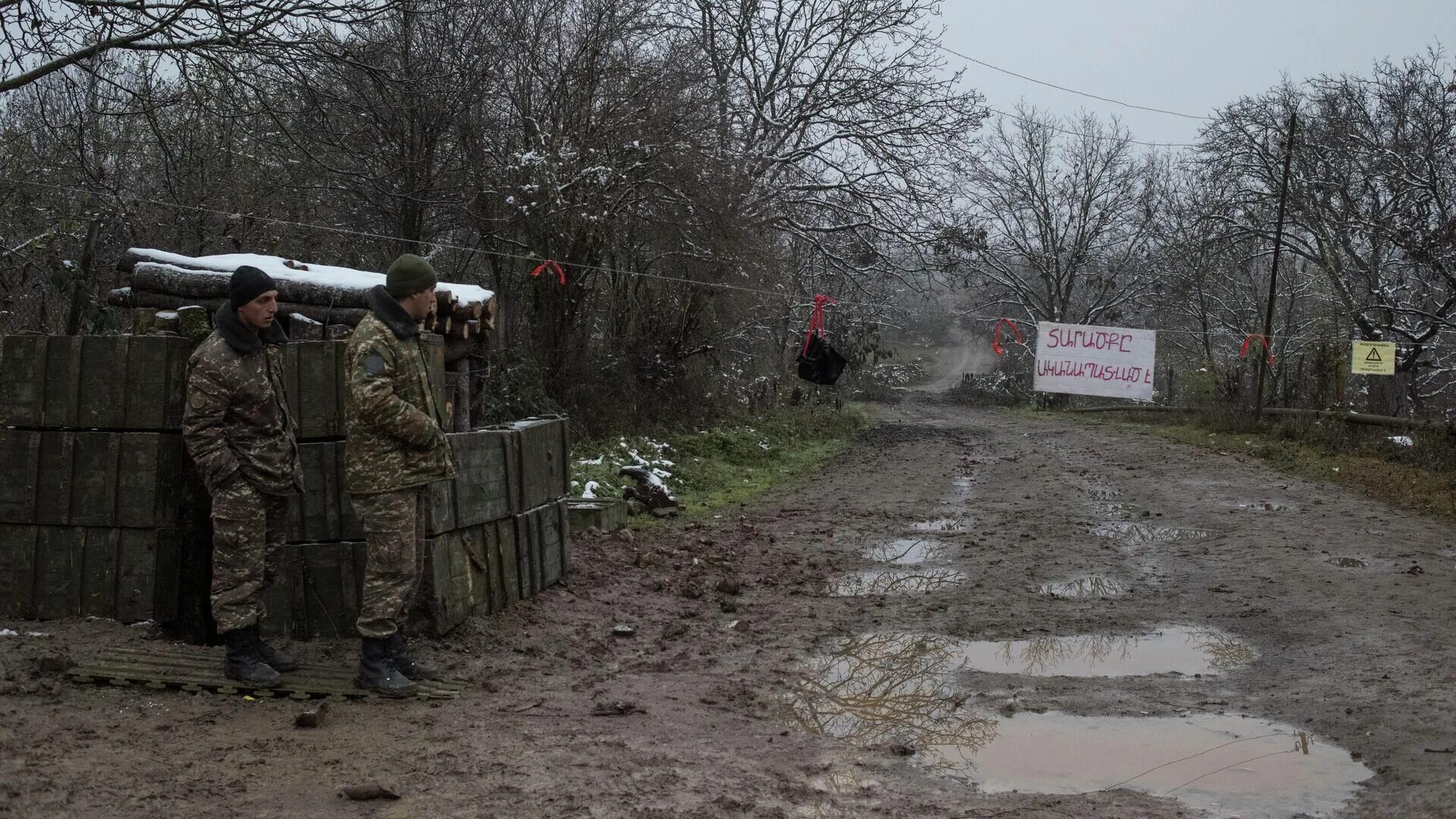 Новости сегодня россия и азербайджан граница. Граница Азербайджана и Россия закрыта?. Закрытие сухопутной границы. Сухопутная граница России с Азербайджаном. Село Камарван Азербайджан.