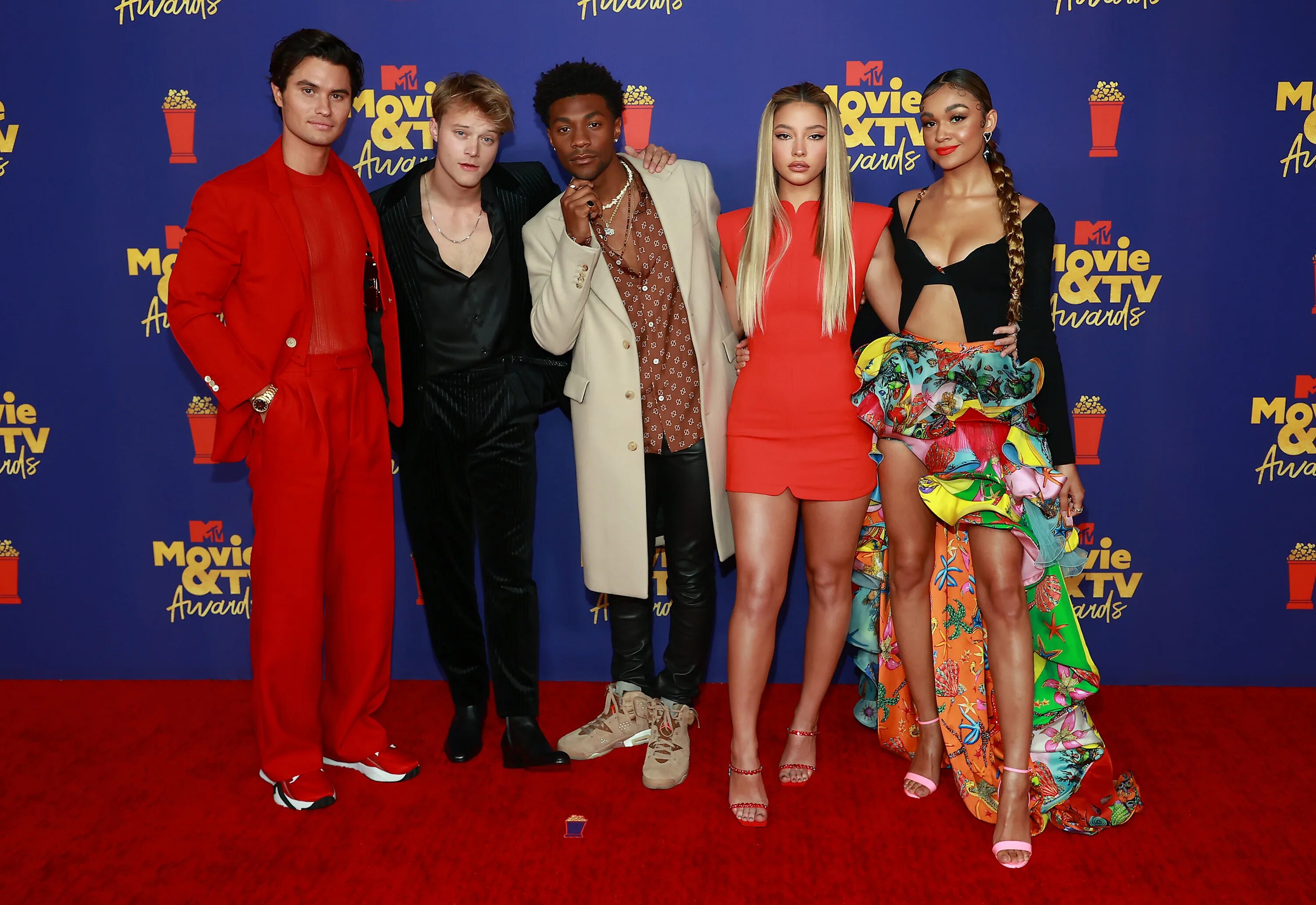 Mtv films. Церемония вручения премии mtv movie awards 2016 фильм 2016. mtv movie &amp; tv awards 2025. чейз стоукс и руди. мэтт макфарланд.