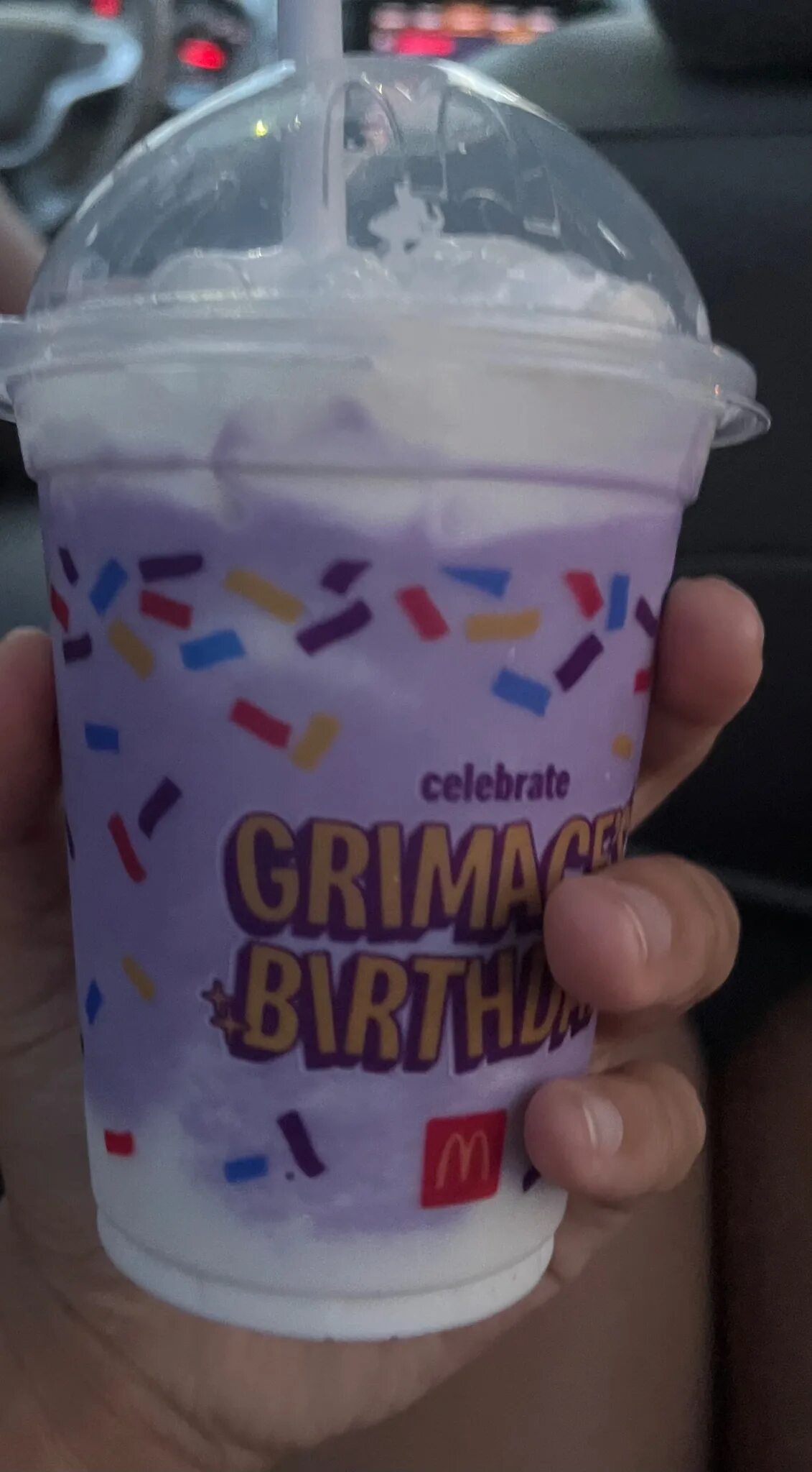 Grimace Шейк. Grimace Макдоналдс. Grimace Shake p. Grimace Shake g. Гримас шейк купить