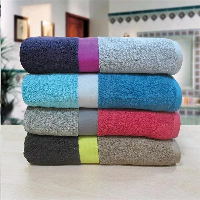 Махровые изделия полотенца. Полотенце махровое. Большое махровое полотенце. Расцветки полотенец. Двухцветное полотенце.
