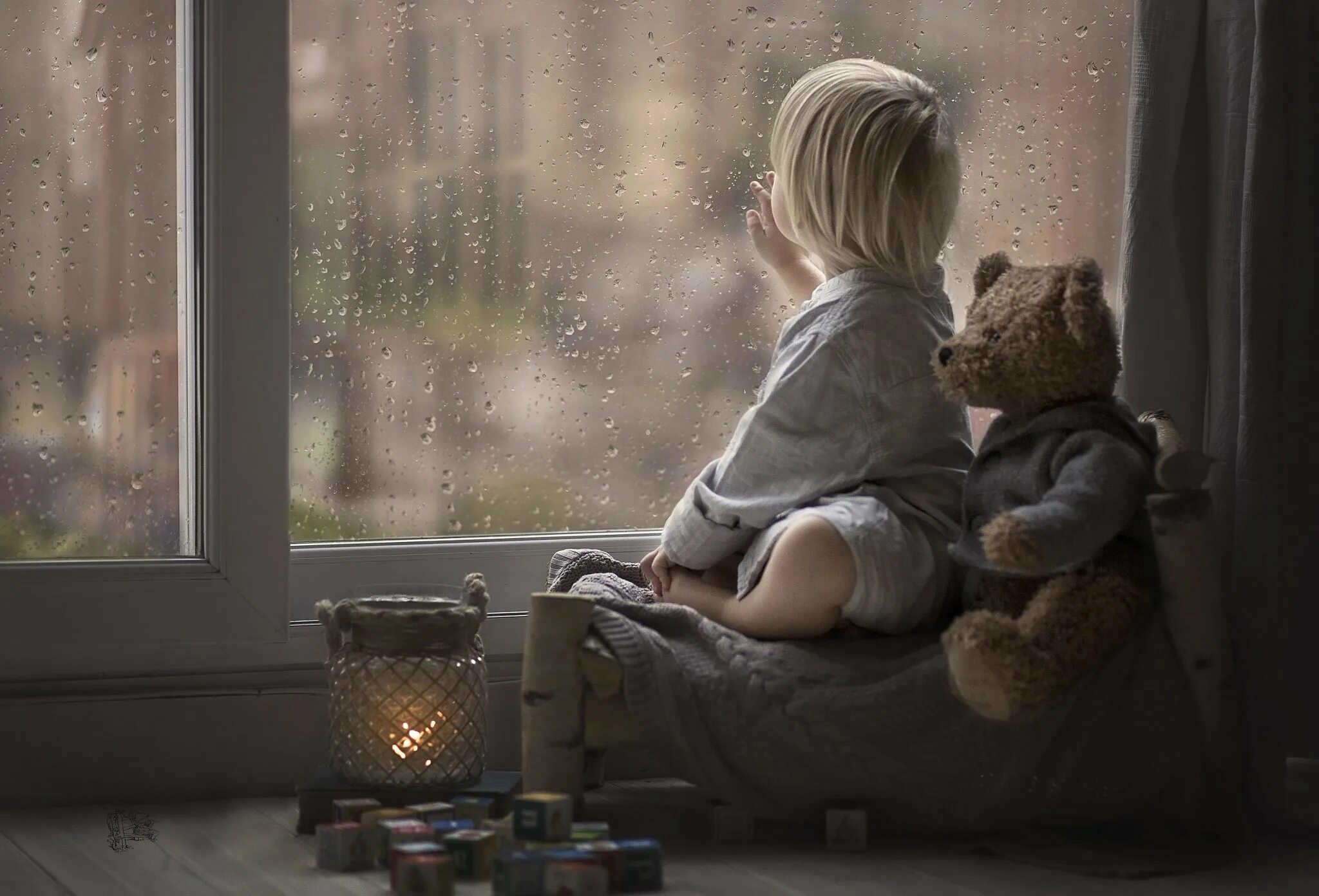 Семья ждет. Дети ждут маму с работы прикол. Папа ждет малыша. Цитаты про дом. Дома ждут мама и папа.