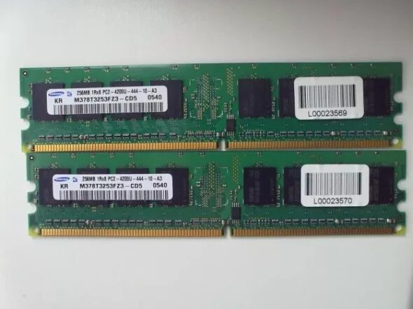 Планки памяти в 2 и 4 слот. 4 Планки оперативной памяти Intel. Fujitsu h700 планки памяти. Планка оперативной памяти 00340608.