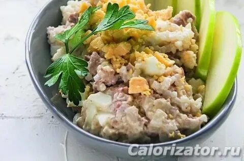 Салат из консервированной печени