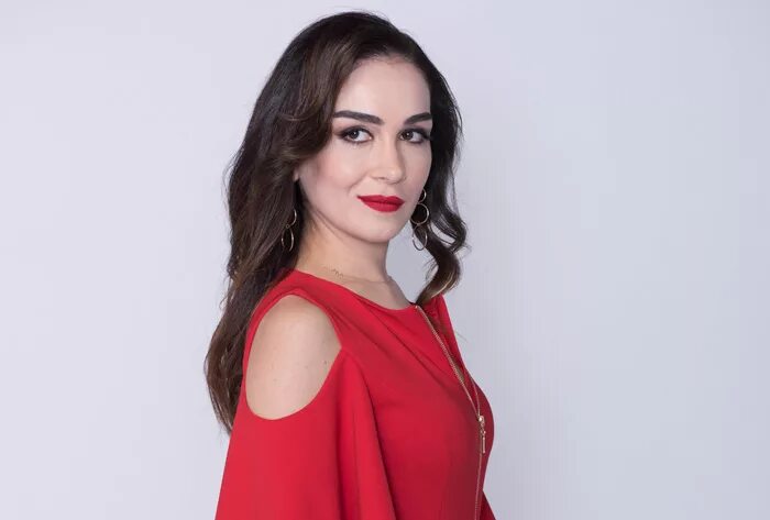 ханде каптан фото. ханде каптан актриса. ханде каптан биография. ханде каптан. ханде каптан актриса.