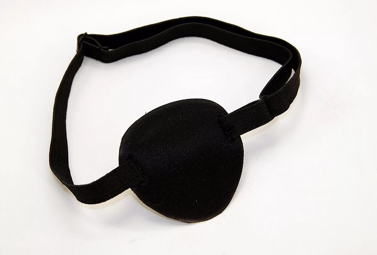 Лечебная повязка на глаз. Накладка на глаз. Повязка для глаза в аптеке. Повязка на глаз в аптеке. Лечебная повязка на глаз.