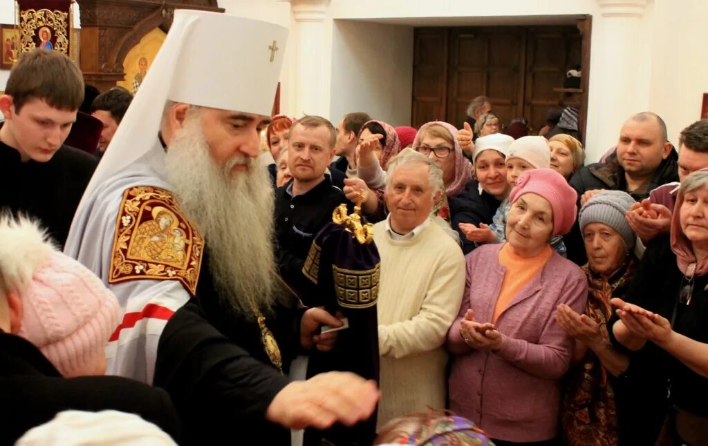 Псков храм покрова от торгу расписание богослужений. Балаково рождество расписание. Расписание рождественских служб. Храм фрязино расписание. Афиша мероприятий на январь.