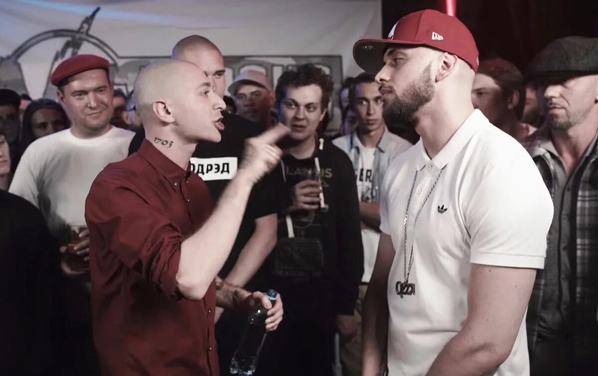 Последние баттлы. Версус батл 2021. Гуф версус батл. Гарри топор версус батл. Рэп батл 1703.