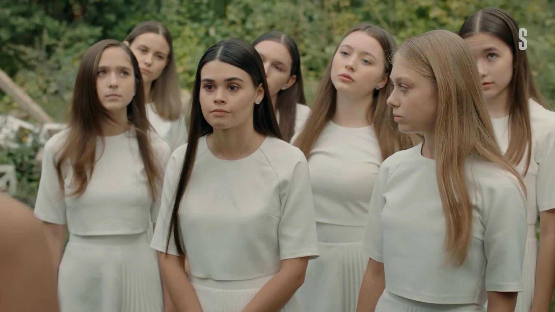 Песня из 2 холма. Два холма (2025, сериал, 1 сезон). холмы сериал 2025. два холма сериал 2025 2 сериал. два холма фильм 2025.