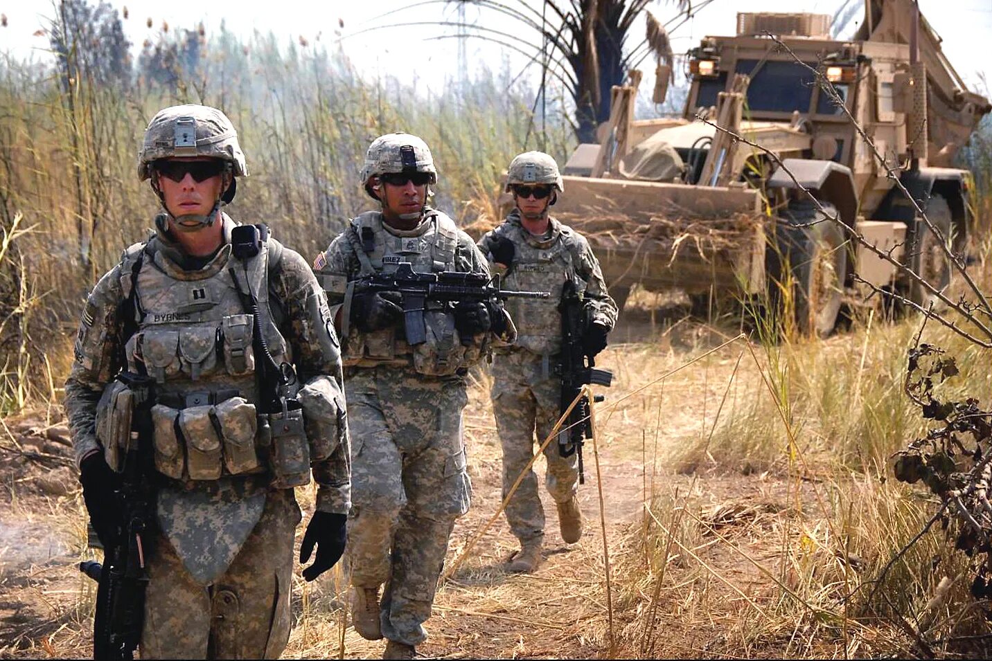 The army force. Usa armed forces. «st490» us army. us army troops. мемы про us armed forces.