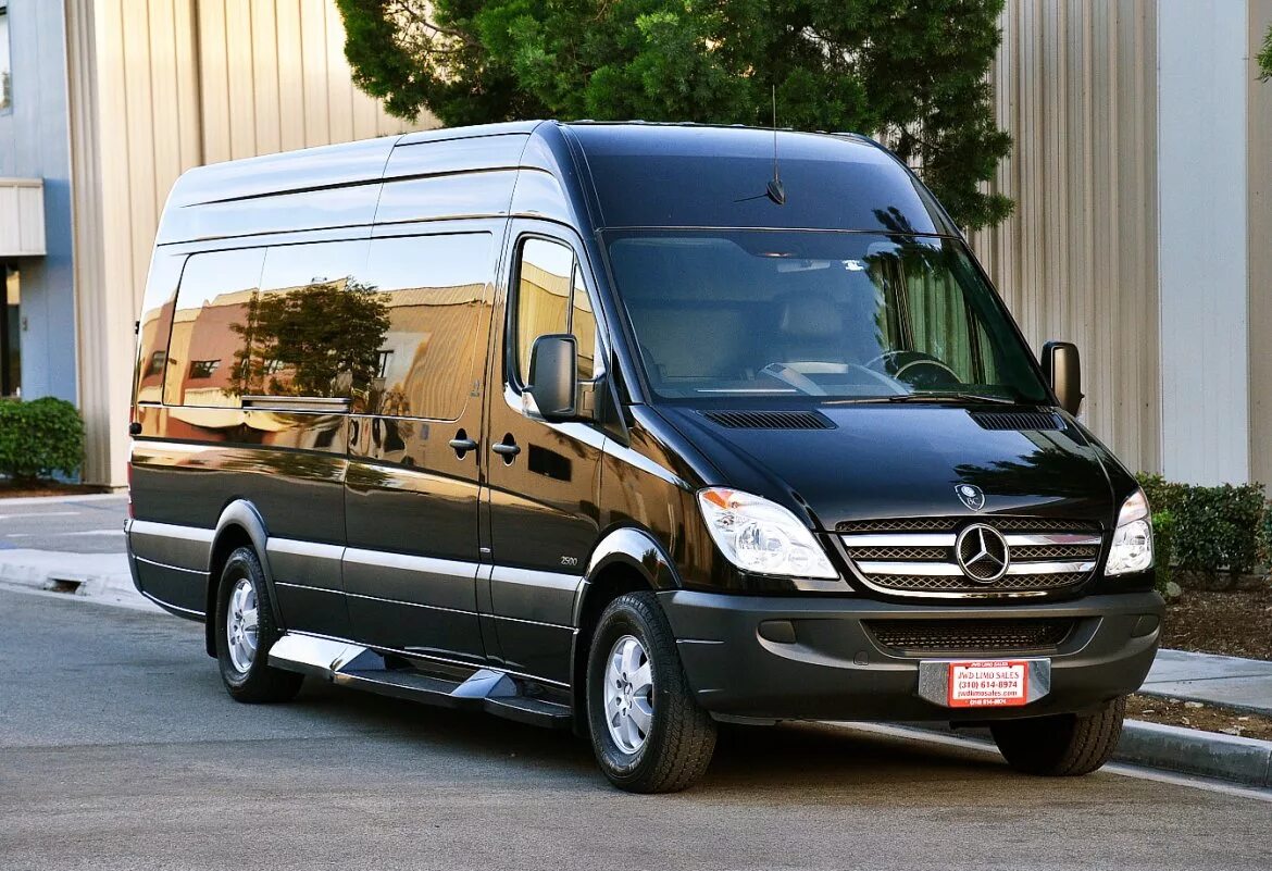 Спринтер пассажирский бу. Mercedes-Benz Sprinter. Мерседес Спринтер. Mercedes-Benz Sprinter 906. Mercedes-Benz Sprinter 2500.