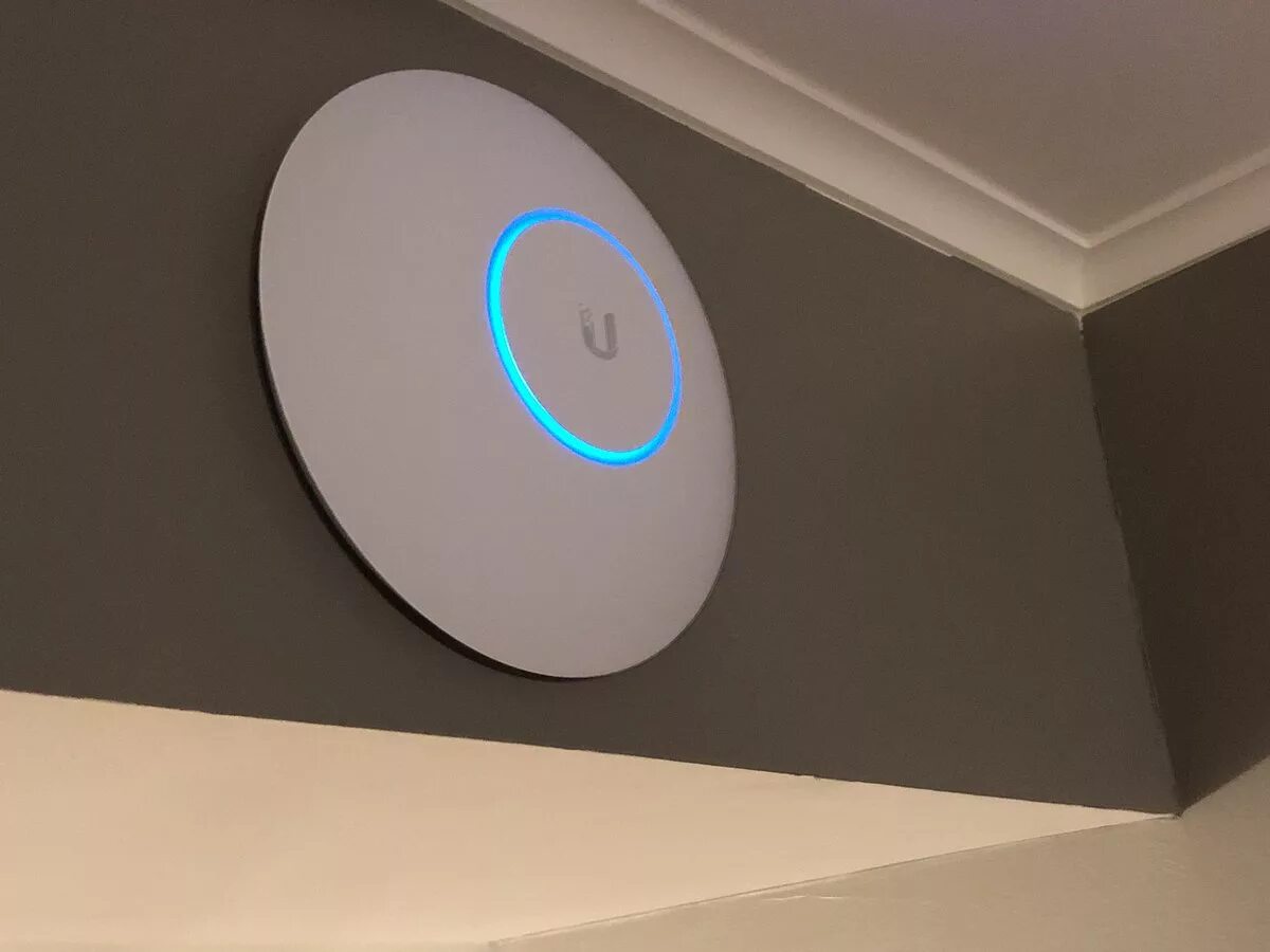 Ubiquiti UNIFI 6 Lite. Ubiquiti UNIFI 6 in-Wall AP. WIFI роутер UNIFI. Ubiquiti unifi 6 pro