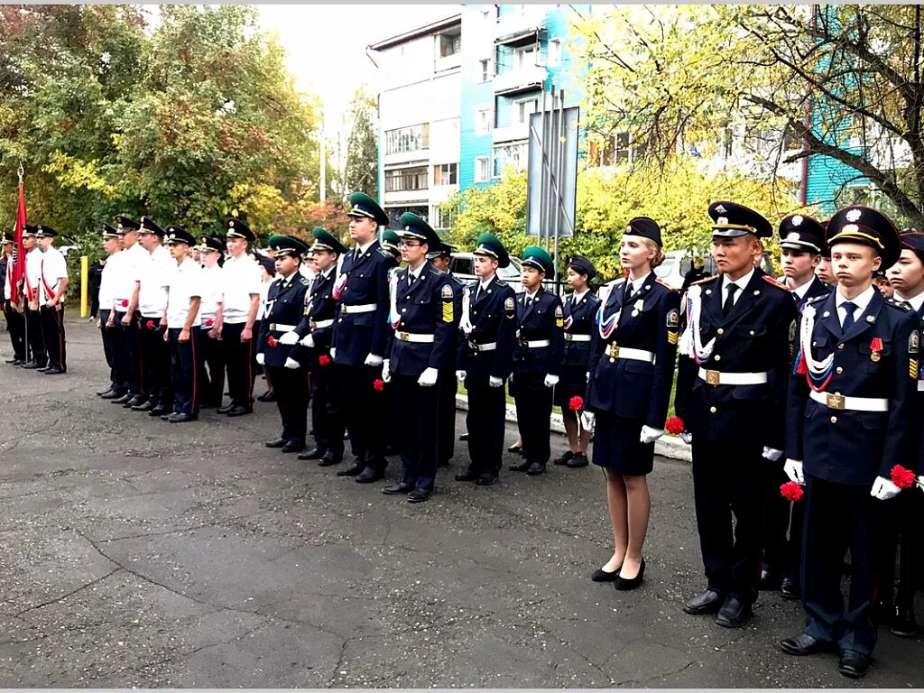 4 школа горно алтайск. Кадетская школа номер4 город Горно Алтайск. Выпускники школы. Брянская кадетская школа.