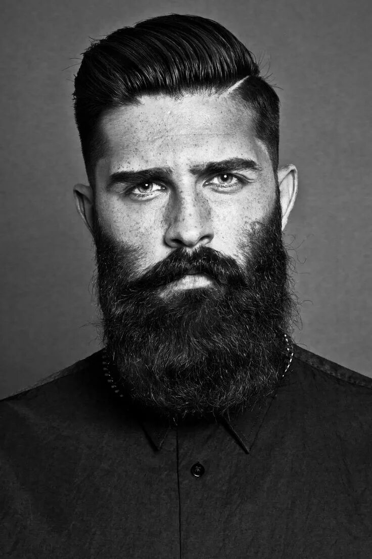 Брутальное лицо. Суровое мужское лицо. Том харди росомаха. Брутальный мужчина. Мужественное лицо мужчин.