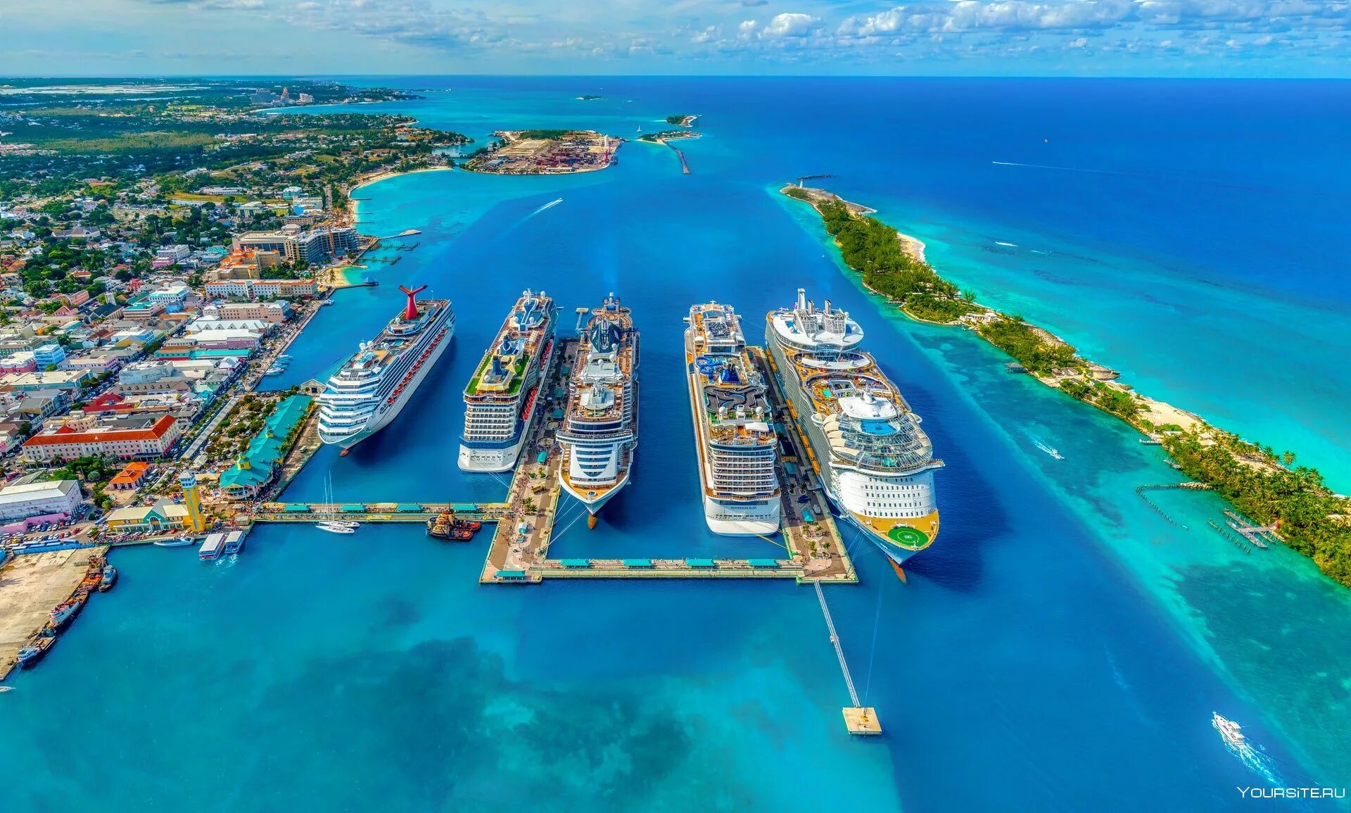 Нассау столица какого государства. Багамы Нассау. Порт Нассау. Нассау Багамские острова порт. Нассау круизный лайнер.