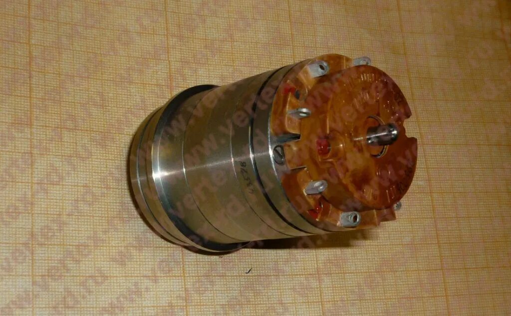 031. Сельсин вт-2а лш3. Сельсин бд-160а. Вт-5 вращающийся трансформатор. Трансформатор вт-5.