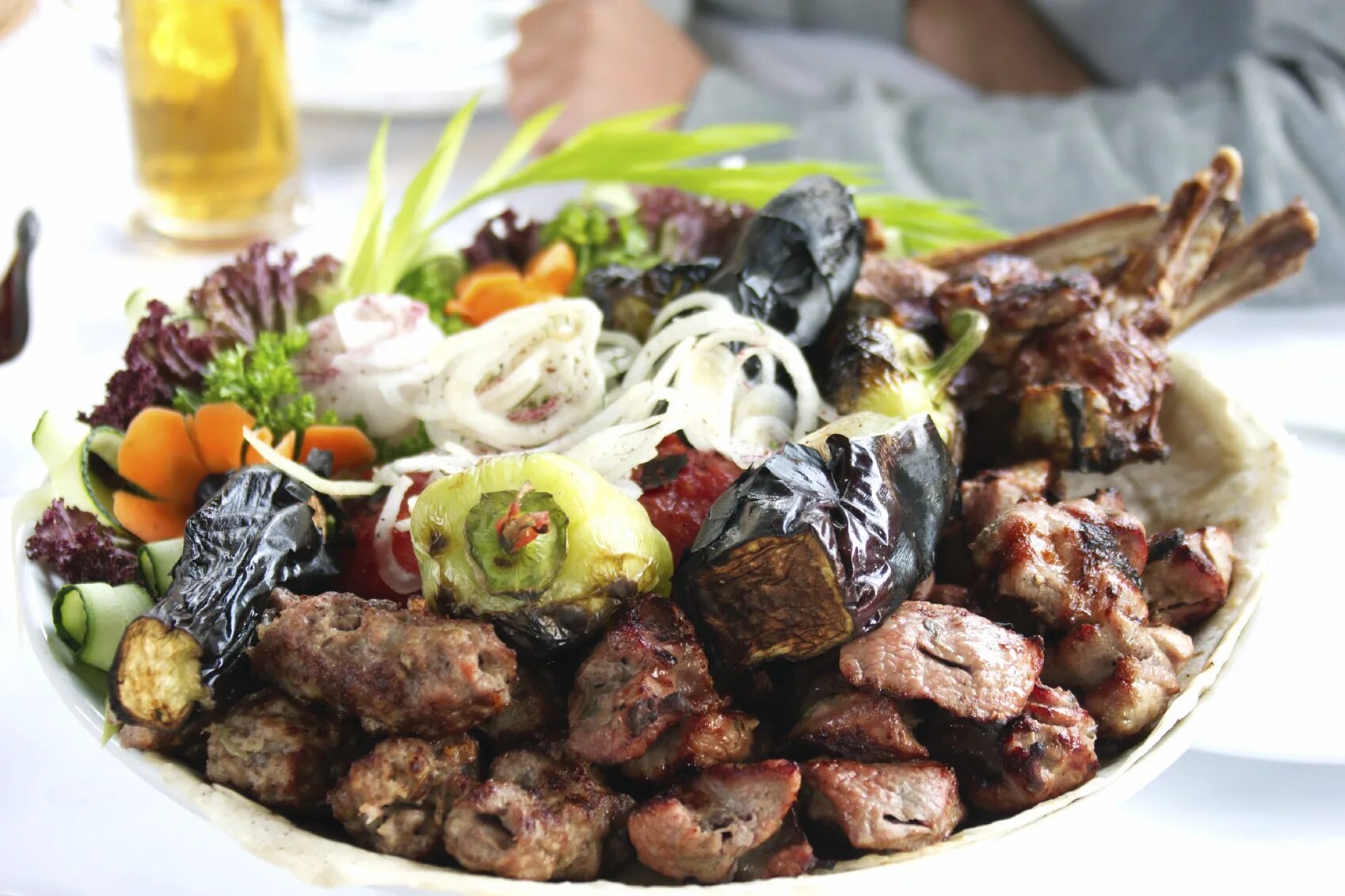 Балкарцы лягур. Национальные блюда кабардино-балкарии. Выставка национальной кухни. Адыгейская национальная кухня. Кухня народов кабардино-балкарии.