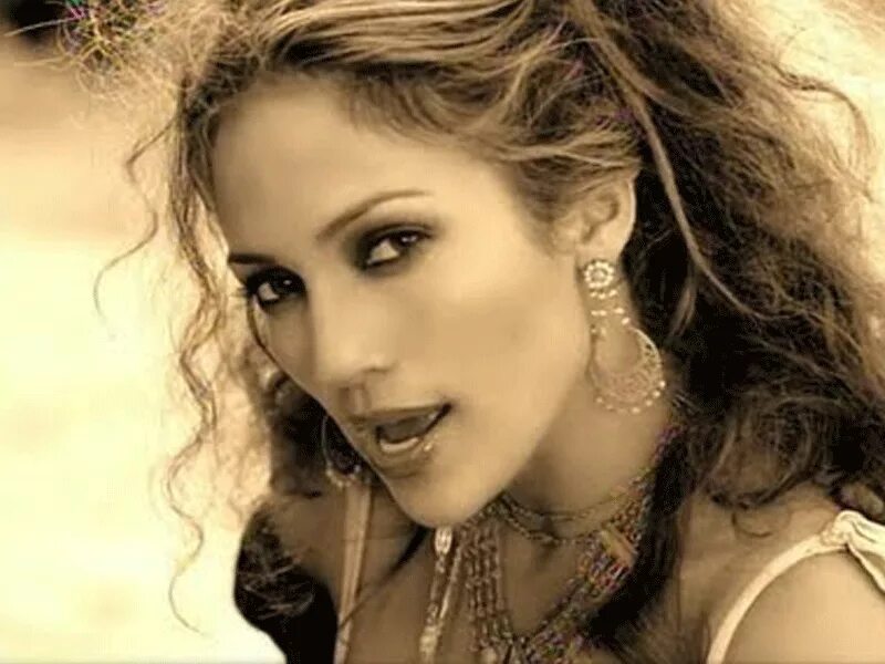 Lopez ain t. Дженифео допес клип цыган. Jennifer lopez ain't your mama. Jennifer lopez ain't it funny. Клип дженифер лопес про цыганку.