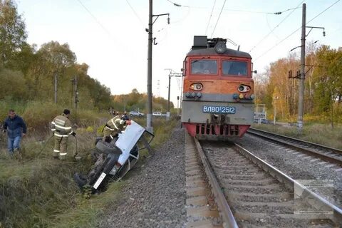 Почему стояла электричка