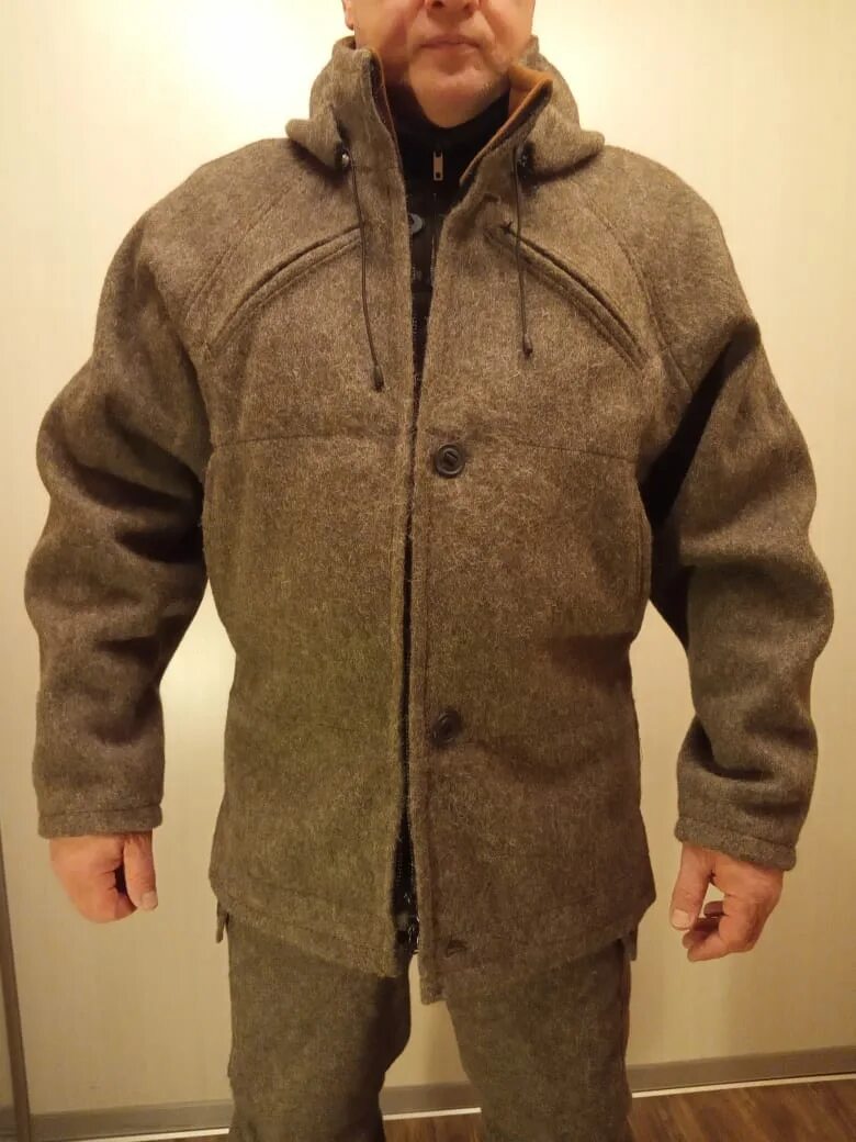 Суконный костюм плавильщика. Хольстен суконый костюм для охоты. Суконный костюм койот. Суконная куртка для охоты. Охотничий суконный костюм хольстер.