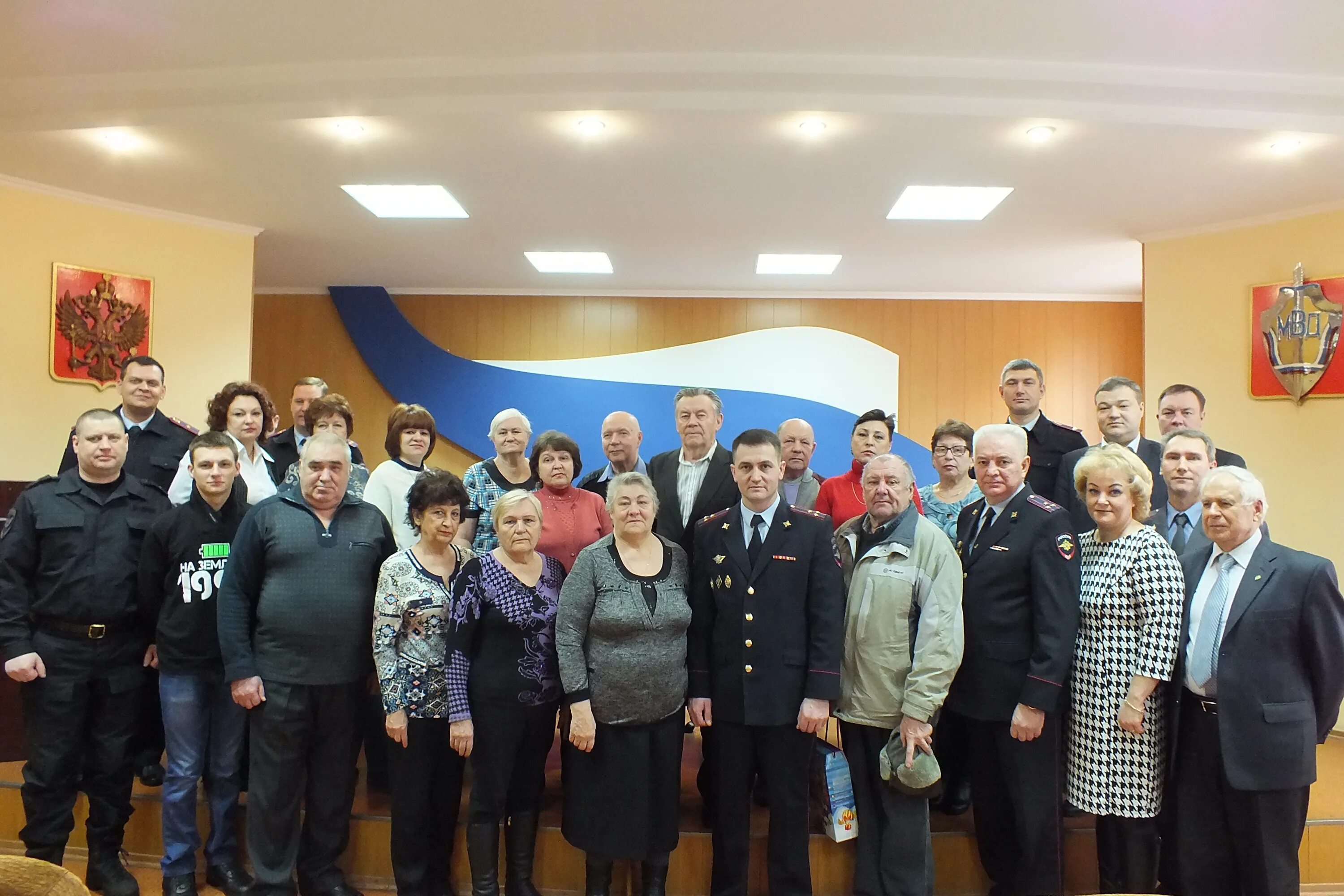 Зинурова марина рамилевна магнитогорск. Меркулов сергей борисович. Начальник умвд магнитогорска. Начальник отдела магнитогорск. Тихонова лариса викторовна магнитогорск.