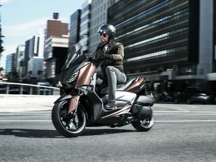 Скутер yamaha x max