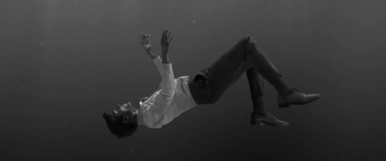 Woodkid i love you клип. Woodkid i love you клип. Woodkid i love you. Woodkid i love you кто в клипе священник. Йоанн лемуан.