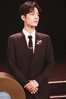 Порно үлкен бөкселер үлкен мүшесі