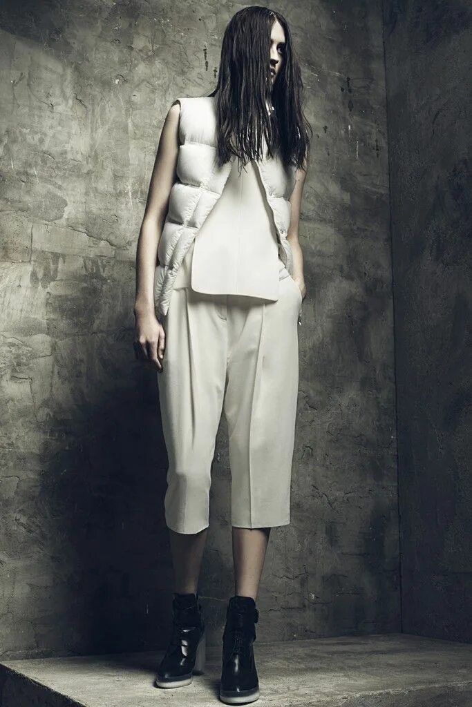 Александр ванг alexander wang одежда. Александр вонг одежда. Александр ванг alexander wang одежда женская. Alexander wang одежда женская 2021. Куртка alexander wang x hm reflective.