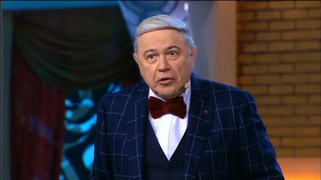 Петросян шоу лучшее выпуски. Олег тарасов петросян шоу. Петросян шоу 2020. Петросян шоу михаил вашуков. Петросян шоу лучшее выпуски.