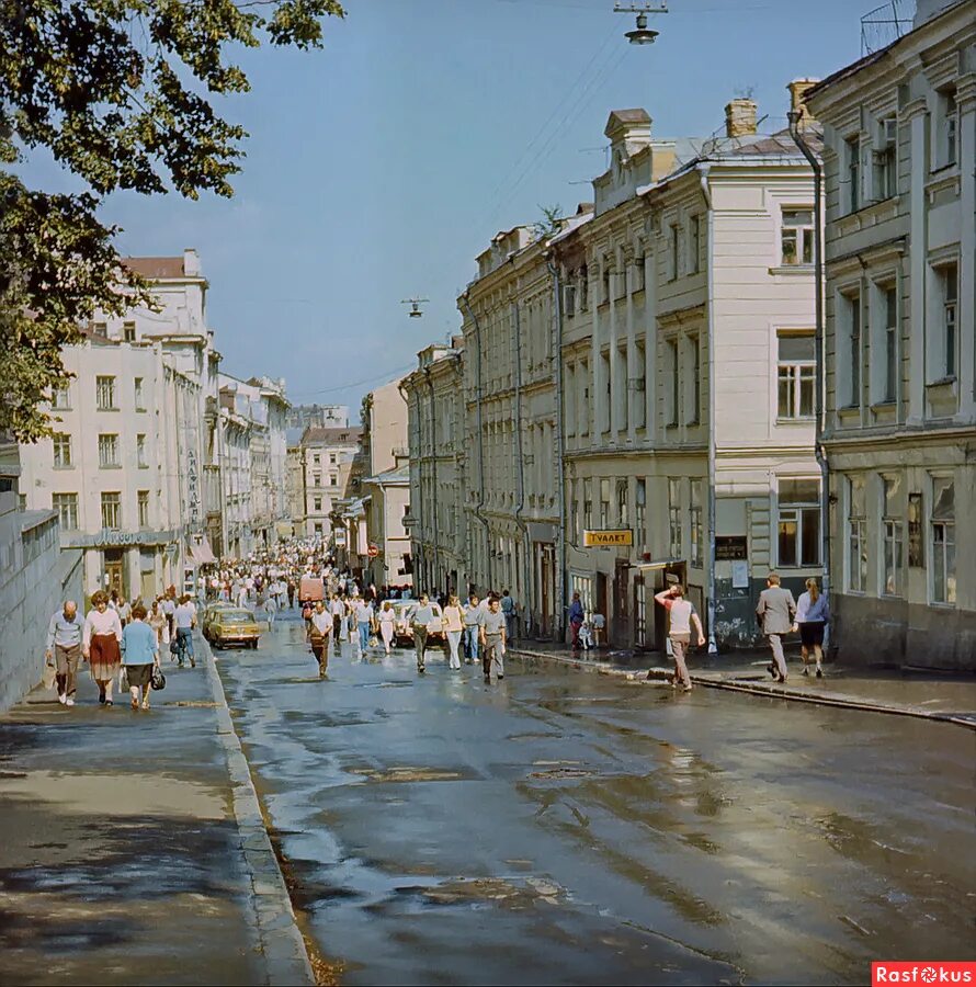 улицы х. столешников переулок москва 1990 год. стрит нью йорк 1970. чикаго 1890. опустевшие улицы токио.