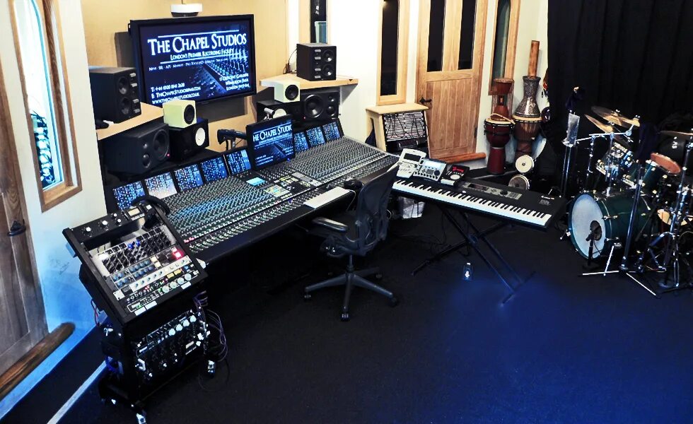 Over studio
