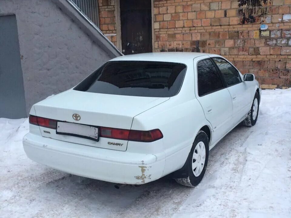 File:1990 Toyota Camry (Japanese spec) 01.jpg - Wikipedia