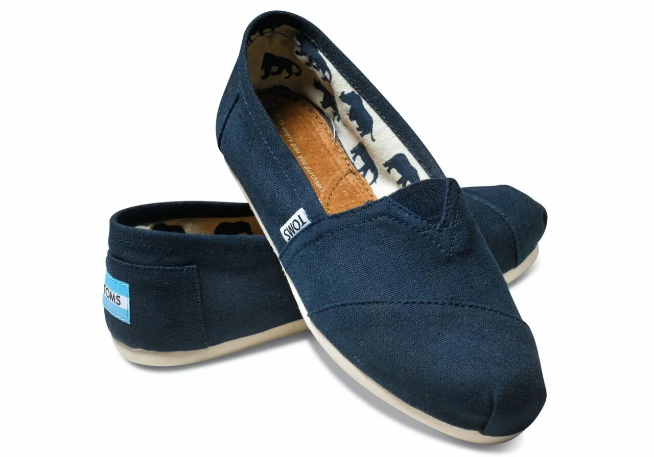 Toms купить москва. Toms Shoes обувь. Ботинки Toms Soho. Toms обувь лоферы. Мокасины Тряпичные.