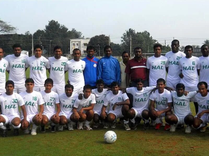 Индия лига бангалор. Индия лига бангалор. Mumbai city fc. Бангалорский дворец достопримечательности бангалора. Мумбаи футболист.