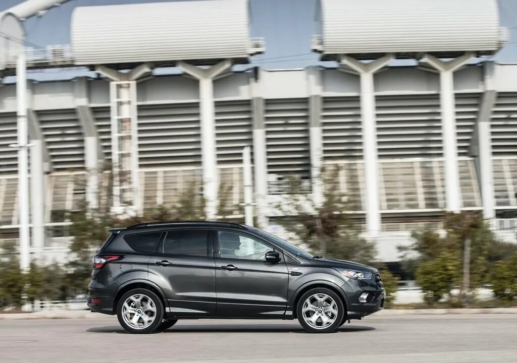 Куга ферст. Awd форд куга. Ford kuga 2016. Форд куга 2018. Куго фирст.