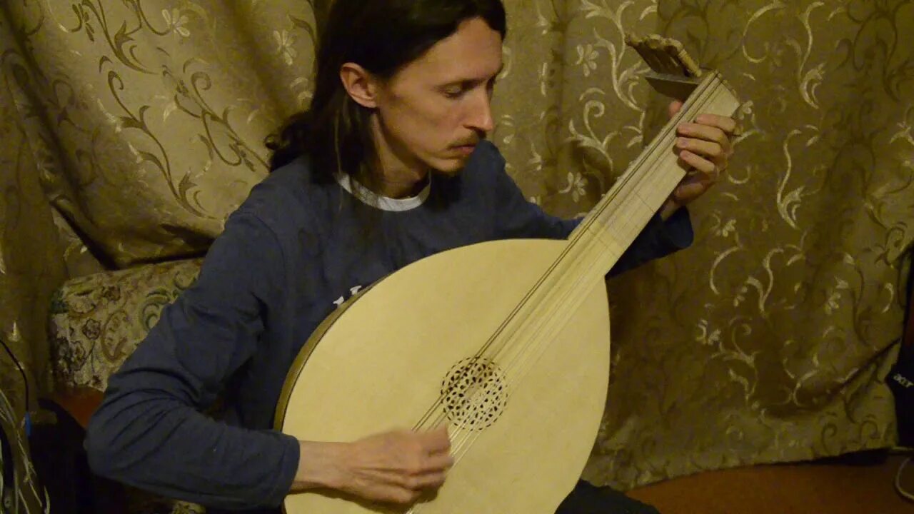 1 лютня. Средневековая лютня. восточная лютня.