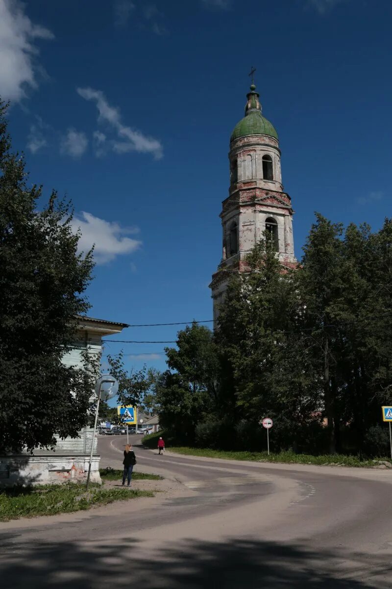 Холмы твери. Красный холм город в Тверской области. Красный холм Тверская. Тверская область красный холм Тверь. Красный холм Тверской области площадь города.