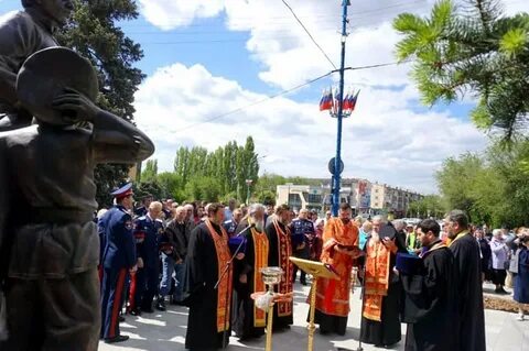 Открытие памятника волжский